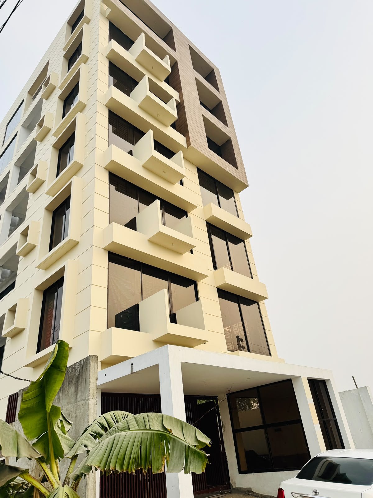Exclusive New Apartment